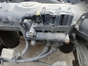 Задній клапан подушки шасі Scania R euro 6