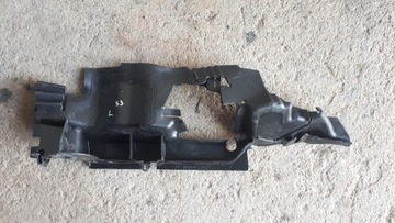 AUDI A3 8v0 повітрозабірник 8V0121283J