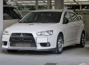 MITSUBISHI LANCER EVO 10 ЧОРНИЙ АЛЮМІНІЄВИЙ ДАХ