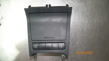 КОРОБКА ДЛЯ ЗБЕРІГАННЯ ПОПІЛЬНИЧКА VW GOLF VI 5K0857961