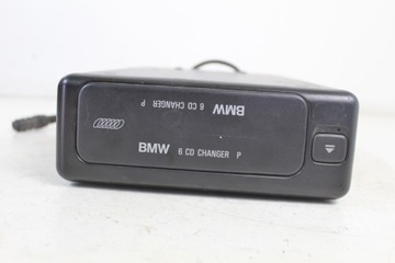 ZMIENIARKA NA 6 PŁYT CD BMW E38 8361058