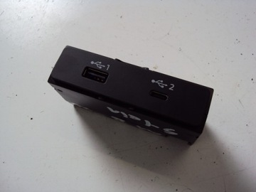 GNIAZDO PORT USB AUDI A1 II 82A 19-