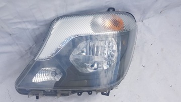 Mercedes SPRINTER W906 ліва лампа LIFT 9068205600