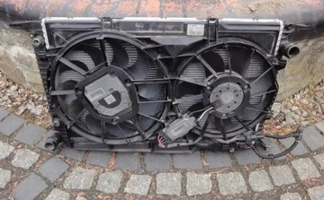 AUDI S4 B8 S5 8T кулери вентилятори радіатор 8K0121251S