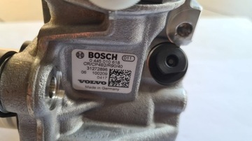 POMPA WTRYSKOWA VOLVO S60 XC60 BOSCH 0445010618