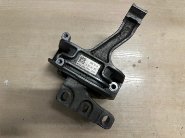 SEAT SKODA VW AUDI ЛАПА ПОДУШКА ДВИГУНА 2Q0199262P