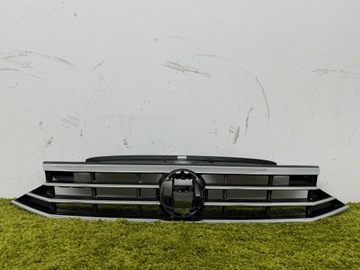 Решітка радіатора VW Passat B8 3G Lift 19-голка