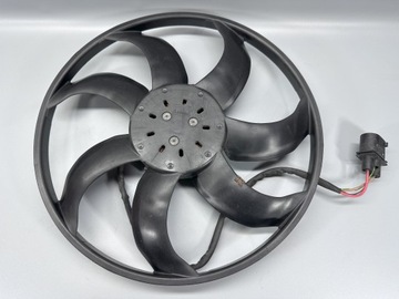 AUDI A3 8V VW GOLF VII 2.0 TDI вентилятор радиатора 5Q0121203AA