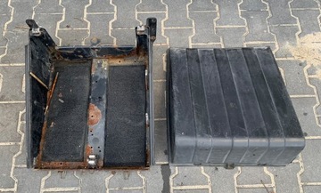 MAN TGL 12.180 BASE BATTERY BOX