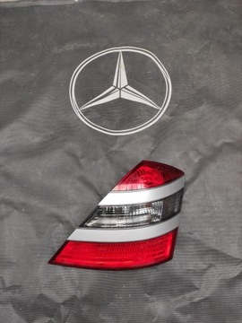Mercedes S w221 задній ліхтар правий оригінал