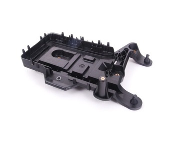 КОРПУС АККУМУЛЯТОРА VW CADDY 10-1K0915333H НОВЫЙ