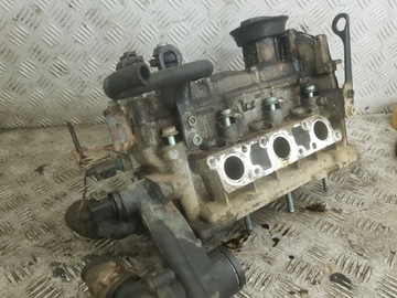 ГОЛОВКА В ЗБОРІ VOLKSWAGEN POLO 4 030103374F