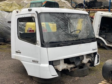 MERCEDES AXOR - kabina dzienna, BUDOWLANA - CZĘŚCI