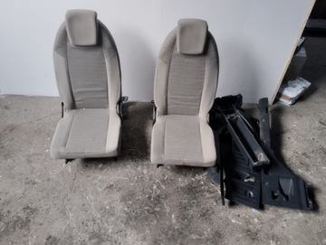 Додаткові сидіння RENAULT GRAND SCENIC II 7 осіб Ряд 3 багажник