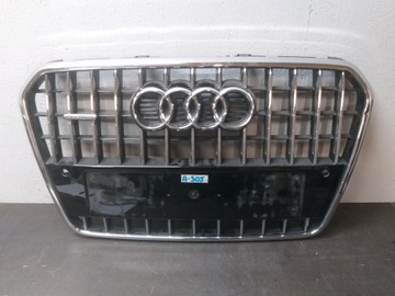 Решітка радіатора AUDI Q3 8u0853653a