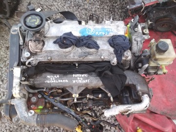 OPEL VECTRA C 1.8 16V Z18XER ГОЛОВКА ДВИГУНА 55353286