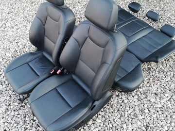 Fotele kanapa skóra czarne grzane Mercedes W204