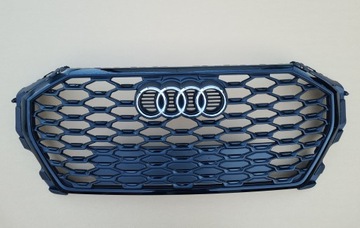 Решітка радіатора Audi Q3 83A BLACK S-LINE 2018 -