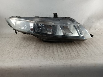 Honda Civic VIII UFO 2006-2011 праві ксенонові лампи-Європа