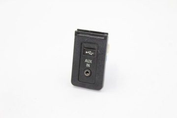 BMW E60 E90 F01 F10 роз'єм AUX USB 9138402