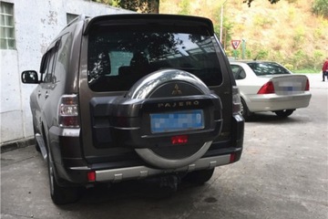Mitsubishi Pajero спойлер козирок Елерон ABS SOBMART