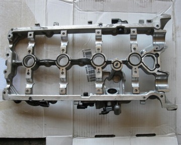 AUDI RS4 RS5 кришка клапана 4.2 FSI 079103285AA