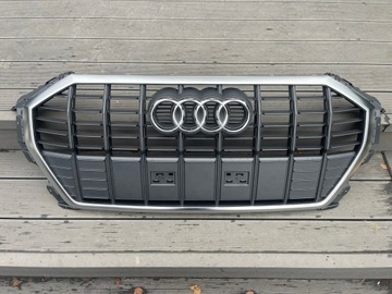 Решітка радіатора Audi Q3 83A 83a853651