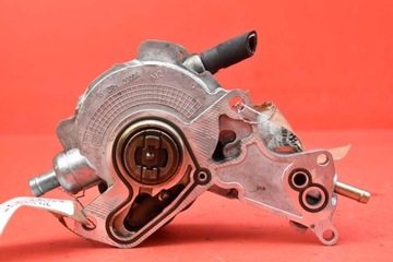 Насос VACUM WAKUM 038145209A AUDI A3 8L 1.9 TDI 02R