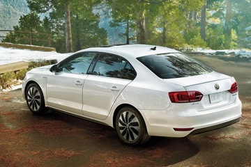 VW JETTA 2010-2014 СПОЙЛЕР ВОЛАН СПОЙЛЕР ГРУНТОВКА!!