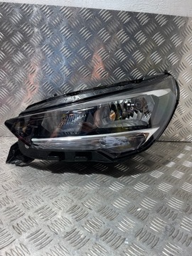 Lampa reflektor lewy przód Opel Corsa F Europa 19-