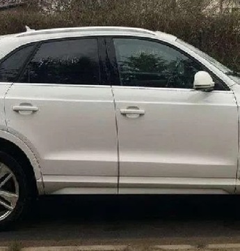 Audi Q3 двері права передня задня Біла lb9a 2011-2018