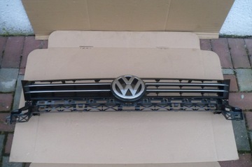 VW TOURAN 2K5 1T0 10-15R-РЕШІТКА РАДІАТОРА