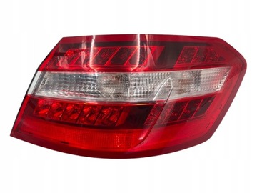 Lampa Reflektor LED Prawy Tył Mercedes W212 Sedan