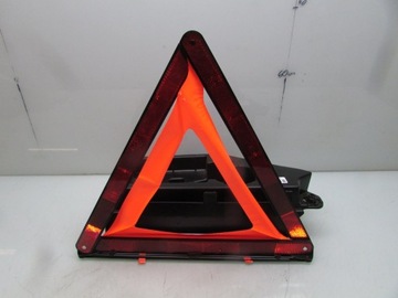 Q30 16R попереджувальний трикутник Полиця багажника