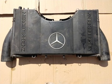 Mercedes SL500 крышка двигателя