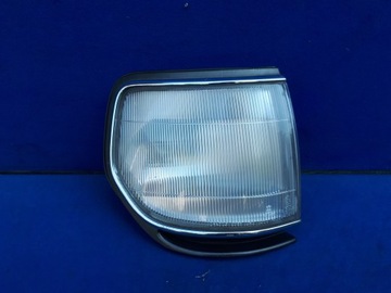 TOYOTA LAND CRUISER J80 90-98 LAMPA POZYCYJNA PRAW