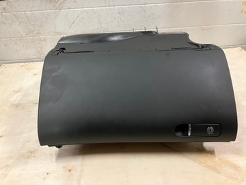 Пасажирська полиця для зберігання Seat Exeo 8e1857035c Audi A4 B6 B7