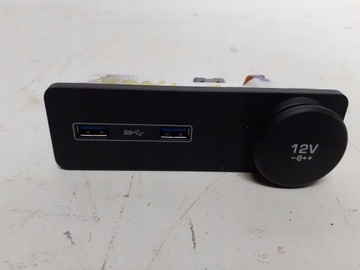 GNIAZDO ZAPALNICZKI USB JAGUAR E-PACE X540