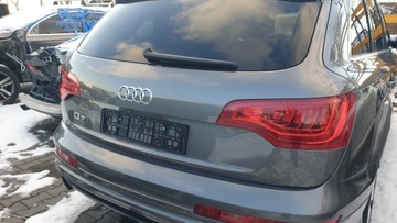 AUDI Q7 4L KLAPA BAGAŻNIKA TYŁ LM7W