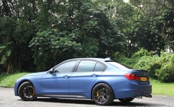 BMW 3 F30 спойлер Волан спойлер на лобове скло грунтовка!!