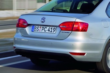 VW JETTA 2010-2014 СПОЙЛЕР ВОЛАН СПОЙЛЕР ГРУНТОВКА!!