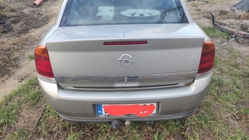 Задний бампер Opel Vectra C z158 седан