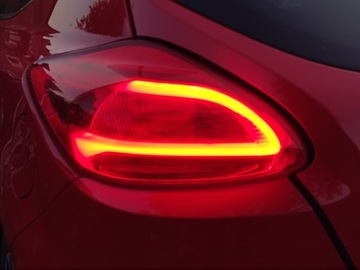 KIA PRO CEED II 2013r LAMPA LEWY TYŁ