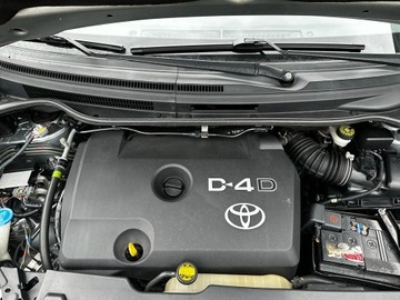 TOYOTA COROLLA VERSO ДВИГАТЕЛЬ 2.2 D4D 2AD-FTV 136KM