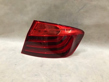 BMW 5 F10 LIFT LCI 13-16 LAMPA TYLNA PRAWA LED EU