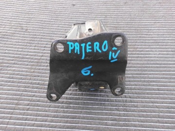 Подушка двигуна PAJERO 2,5 TD 3.2 DID III IV