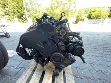 Двигун AUDI A4 A5 A6 Q5 2.0 TDI Cah 2009 повний