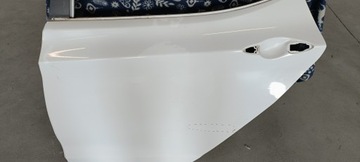 Hyundai Elantra ліва задня двері