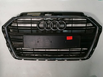 Audi A3 OE 8v3853651aa решітка радіатора