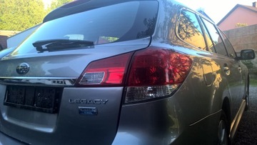 Задний правый фонарь Subaru Legacy V